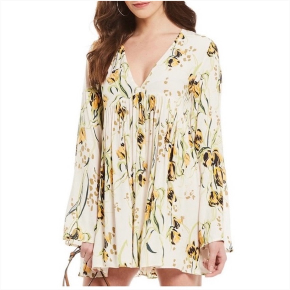 Free People Bella Ivory Floral Print Bell Sleeve Tunic Top Sz XS Boho Peasant - Picture 1 of 5